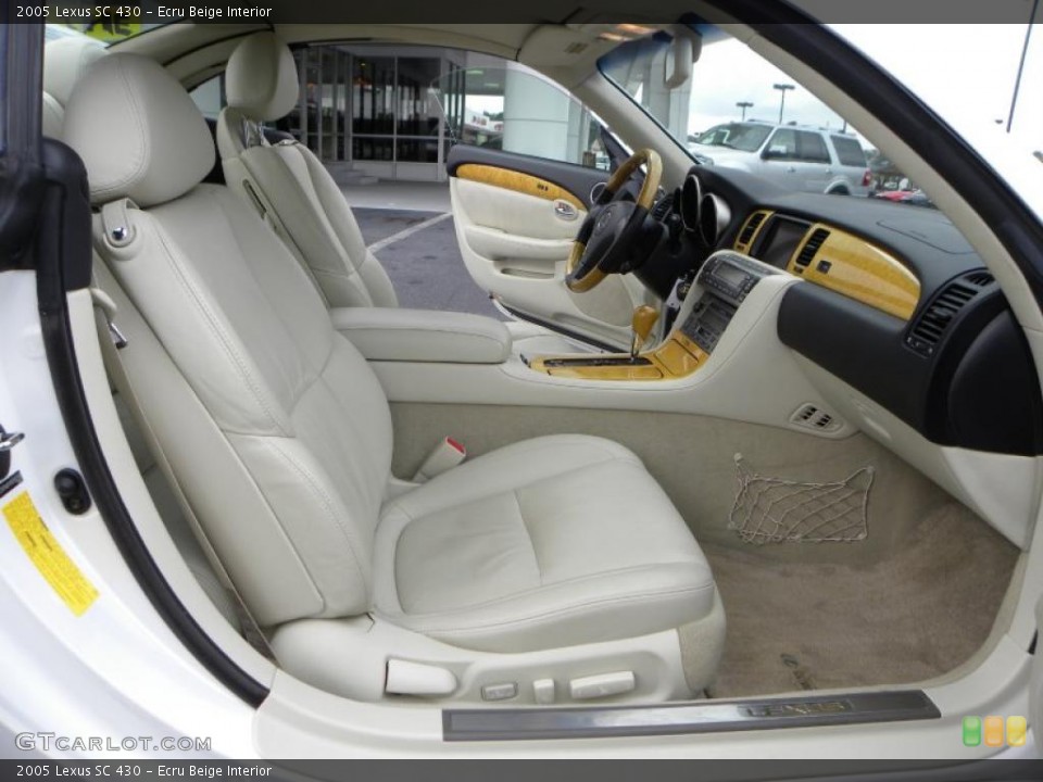 Ecru Beige Interior Photo for the 2005 Lexus SC 430 #38440460