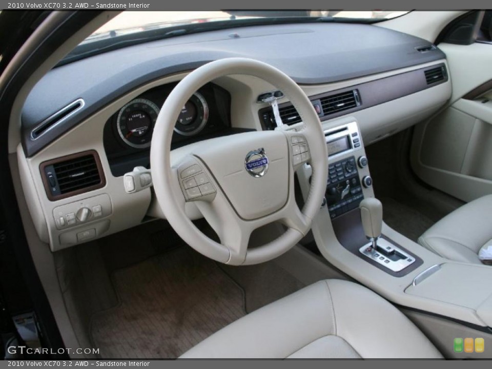 Sandstone Interior Prime Interior for the 2010 Volvo XC70 3.2 AWD #38441028