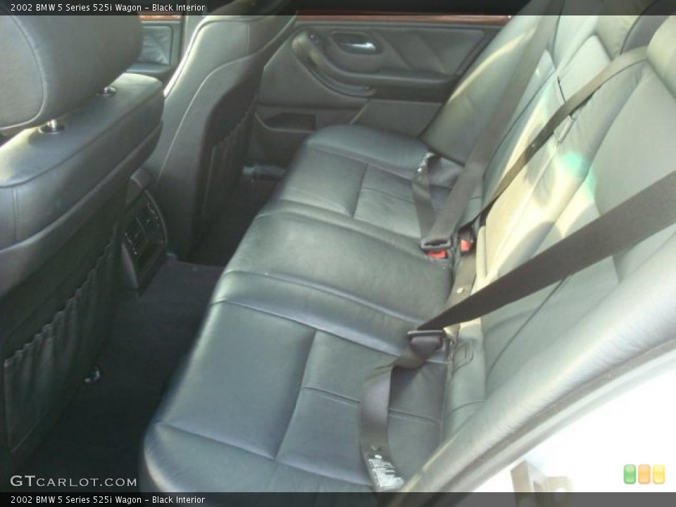 Black Interior Photo for the 2002 BMW 5 Series 525i Wagon #38441452