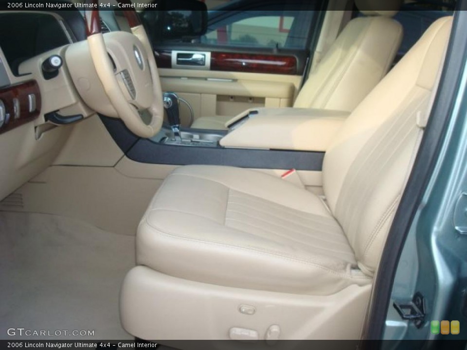 Camel Interior Photo for the 2006 Lincoln Navigator Ultimate 4x4 #38441768
