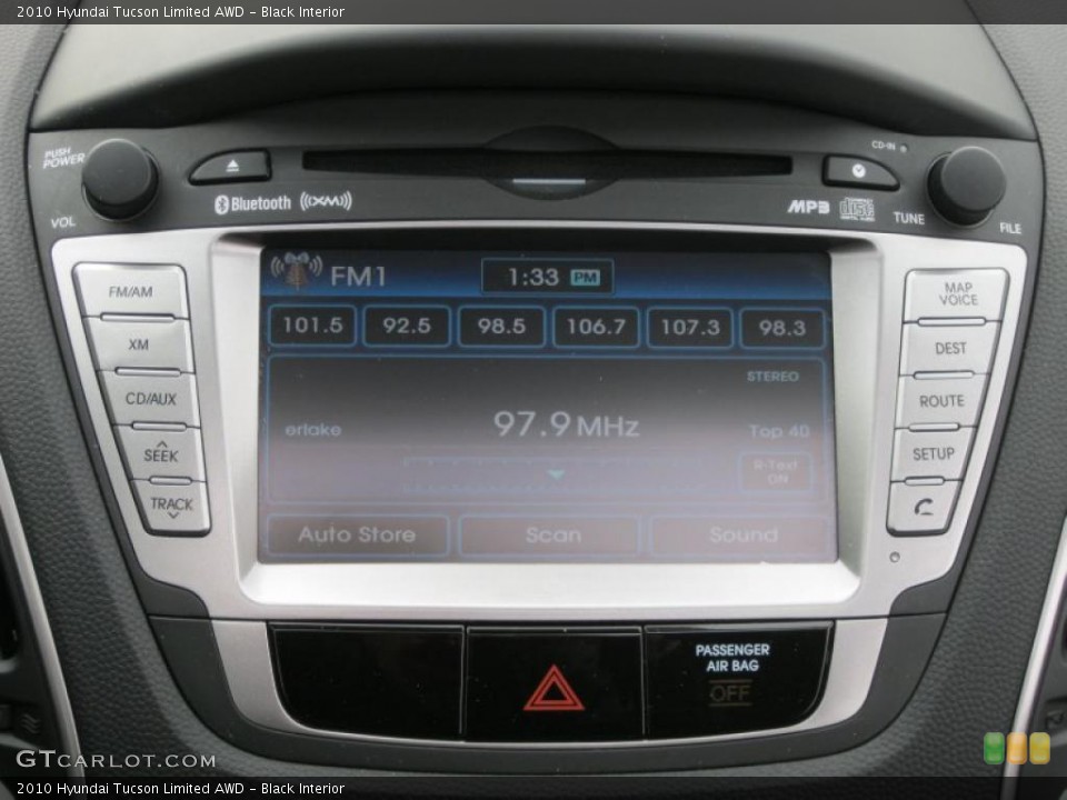Black Interior Navigation for the 2010 Hyundai Tucson Limited AWD #38442368
