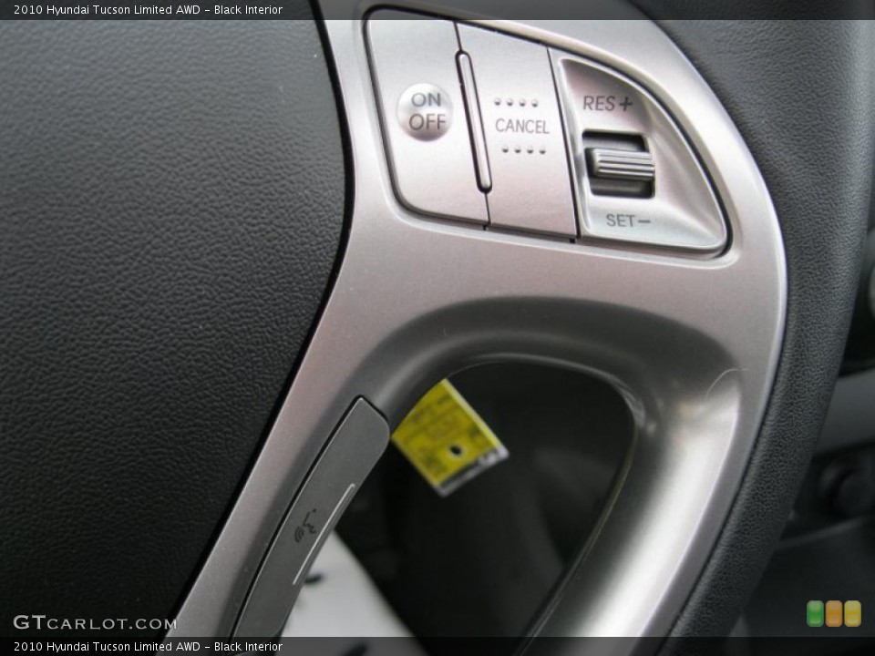 Black Interior Controls for the 2010 Hyundai Tucson Limited AWD #38442752