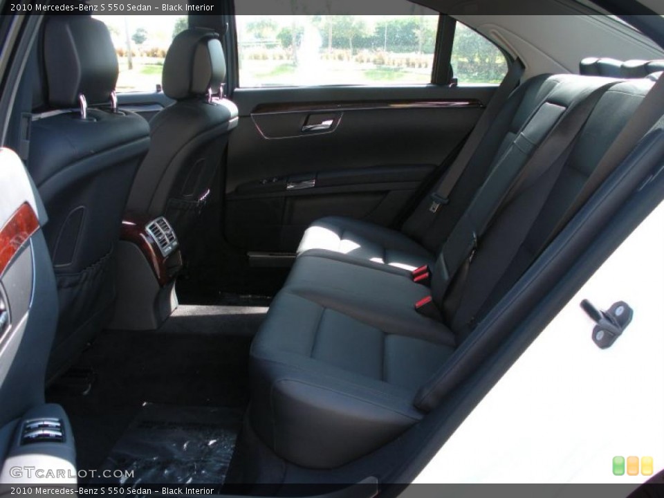 Black Interior Photo for the 2010 Mercedes-Benz S 550 Sedan #38444088