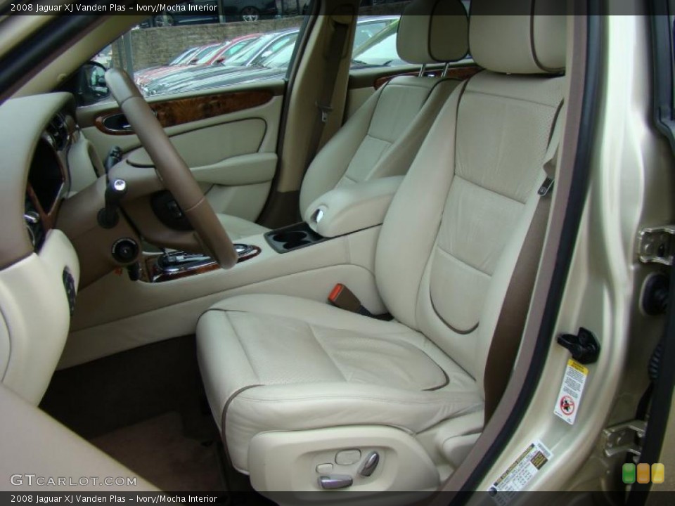 Ivory/Mocha Interior Photo for the 2008 Jaguar XJ Vanden Plas #38446200