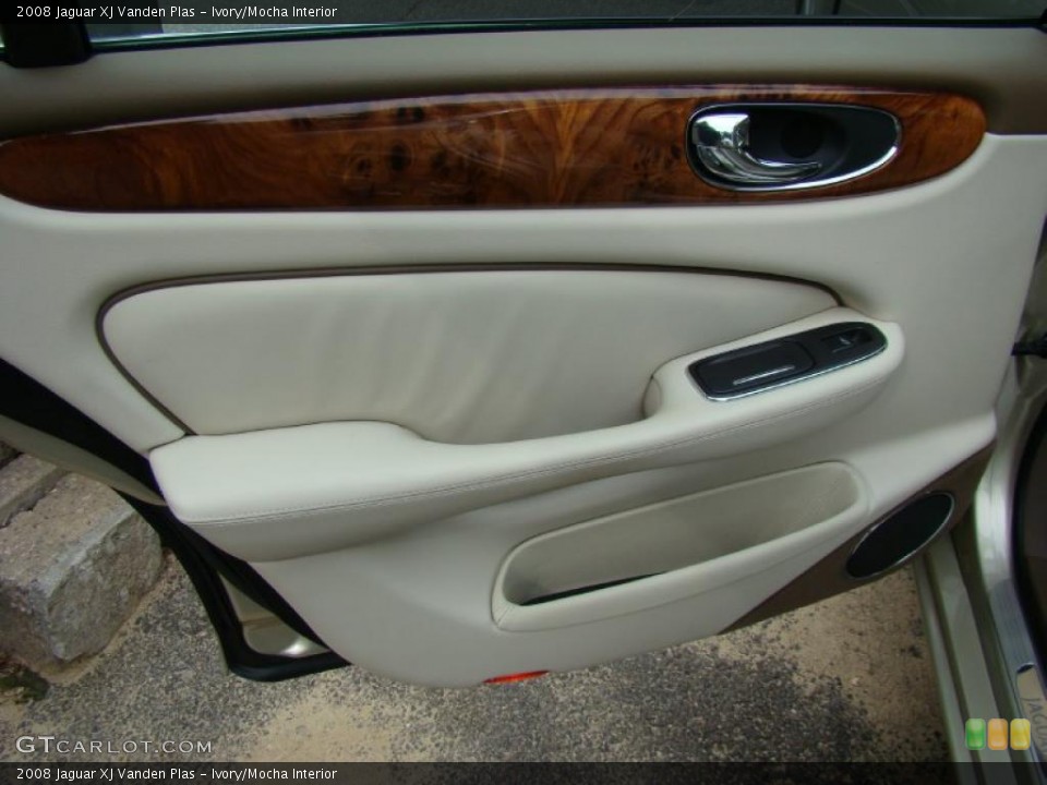 Ivory/Mocha Interior Door Panel for the 2008 Jaguar XJ Vanden Plas #38446244