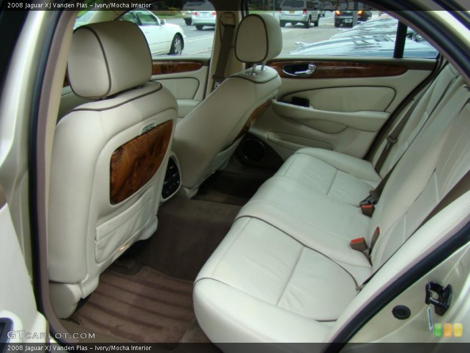 Ivory/Mocha Interior Photo for the 2008 Jaguar XJ Vanden Plas #38446264