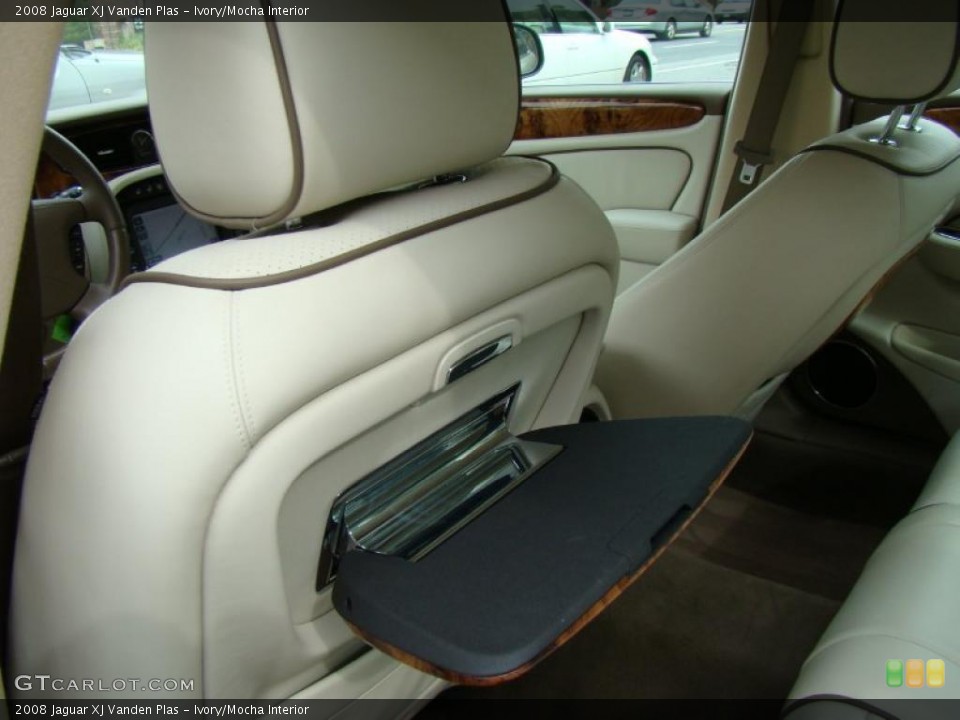Ivory/Mocha Interior Photo for the 2008 Jaguar XJ Vanden Plas #38446280