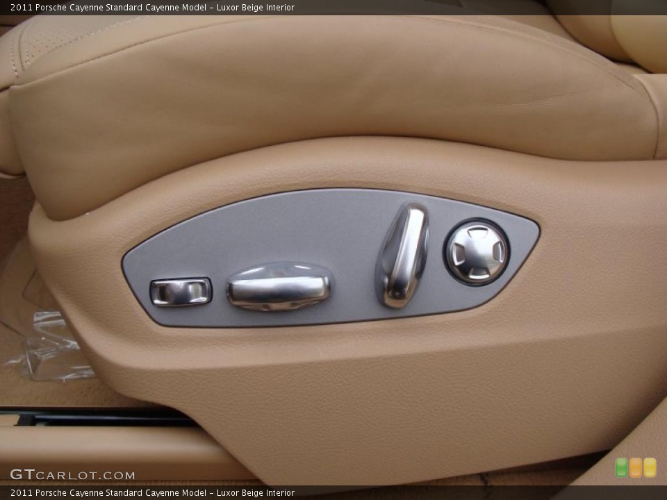 Luxor Beige Interior Controls for the 2011 Porsche Cayenne  #38447076