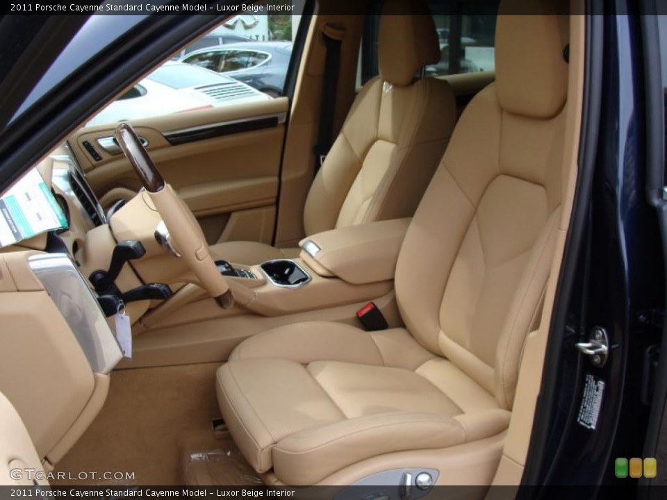 Luxor Beige Interior Photo for the 2011 Porsche Cayenne  #38447112