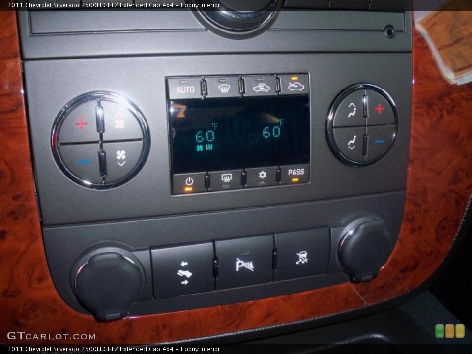 Ebony Interior Controls for the 2011 Chevrolet Silverado 2500HD LTZ Extended Cab 4x4 #38451304