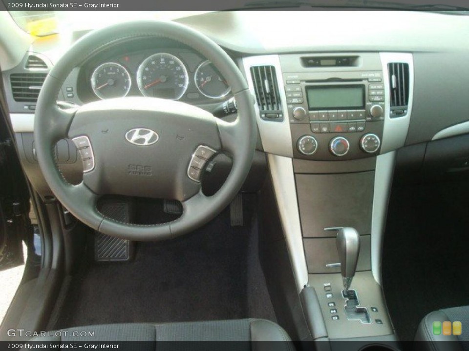 Gray Interior Dashboard for the 2009 Hyundai Sonata SE #38455661