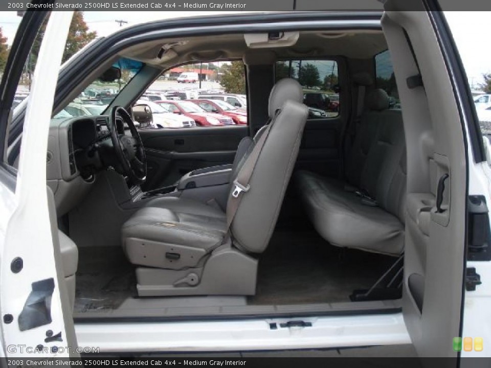 Medium Gray Interior Prime Interior for the 2003 Chevrolet Silverado 2500HD LS Extended Cab 4x4 #38458789