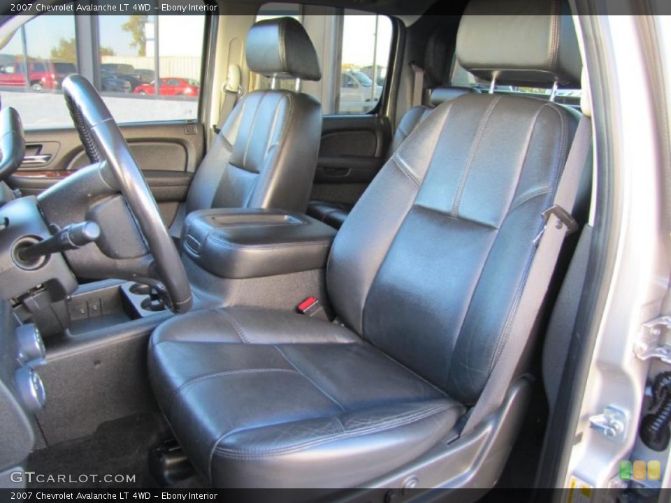 Ebony Interior Photo for the 2007 Chevrolet Avalanche LT 4WD #38460917