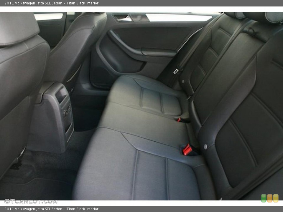 Titan Black Interior Photo for the 2011 Volkswagen Jetta SEL Sedan #38465633