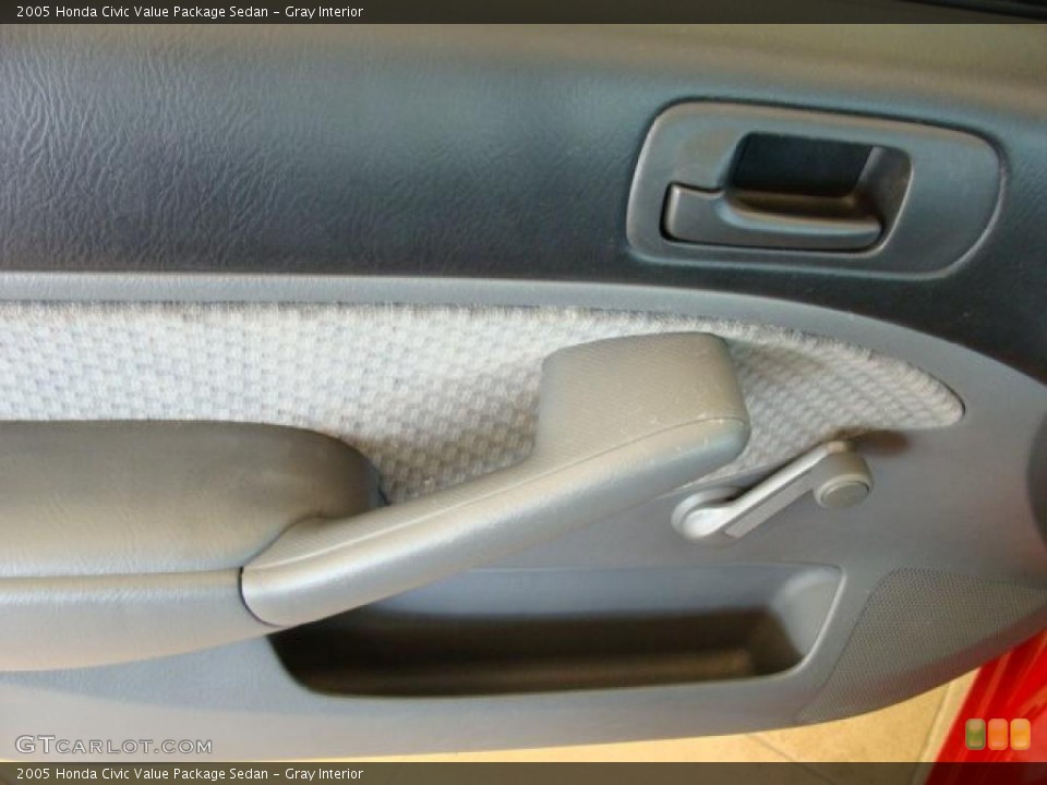Gray Interior Photo for the 2005 Honda Civic Value Package Sedan #38466961