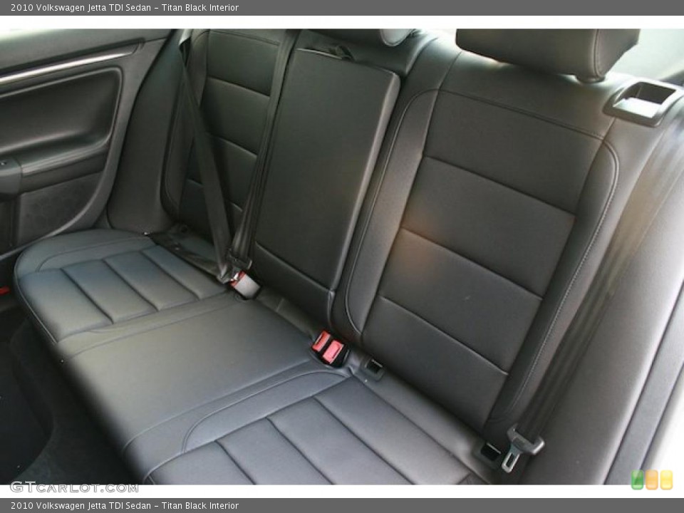 Titan Black Interior Photo for the 2010 Volkswagen Jetta TDI Sedan #38466981
