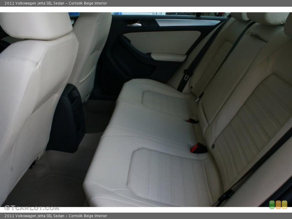 Cornsilk Beige Interior Photo for the 2011 Volkswagen Jetta SEL Sedan #38467673