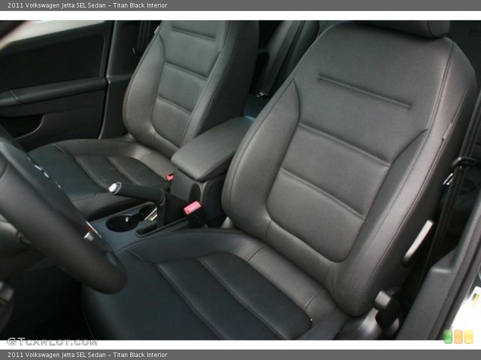 Titan Black Interior Photo for the 2011 Volkswagen Jetta SEL Sedan #38467993