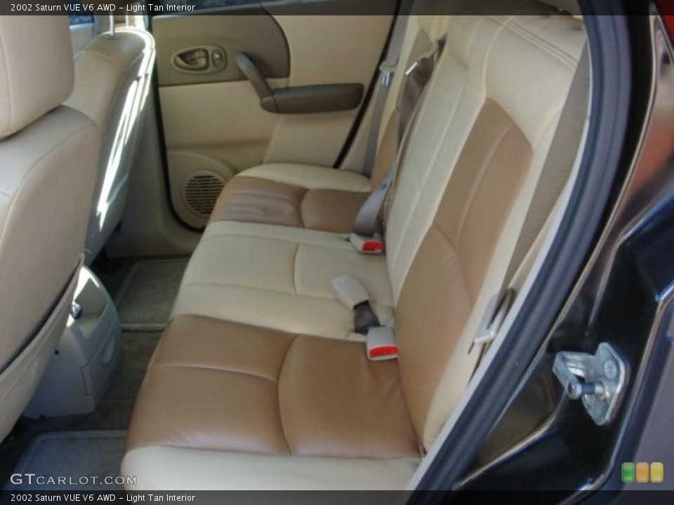 Light Tan Interior Photo for the 2002 Saturn VUE V6 AWD #38468797