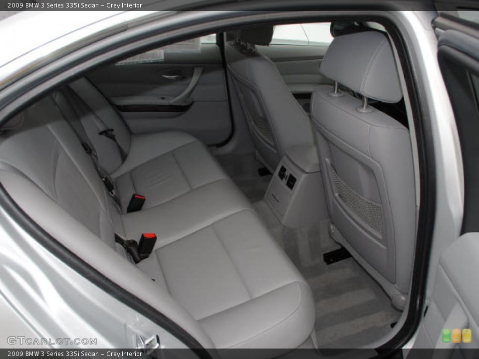 Grey Interior Photo for the 2009 BMW 3 Series 335i Sedan #38469577