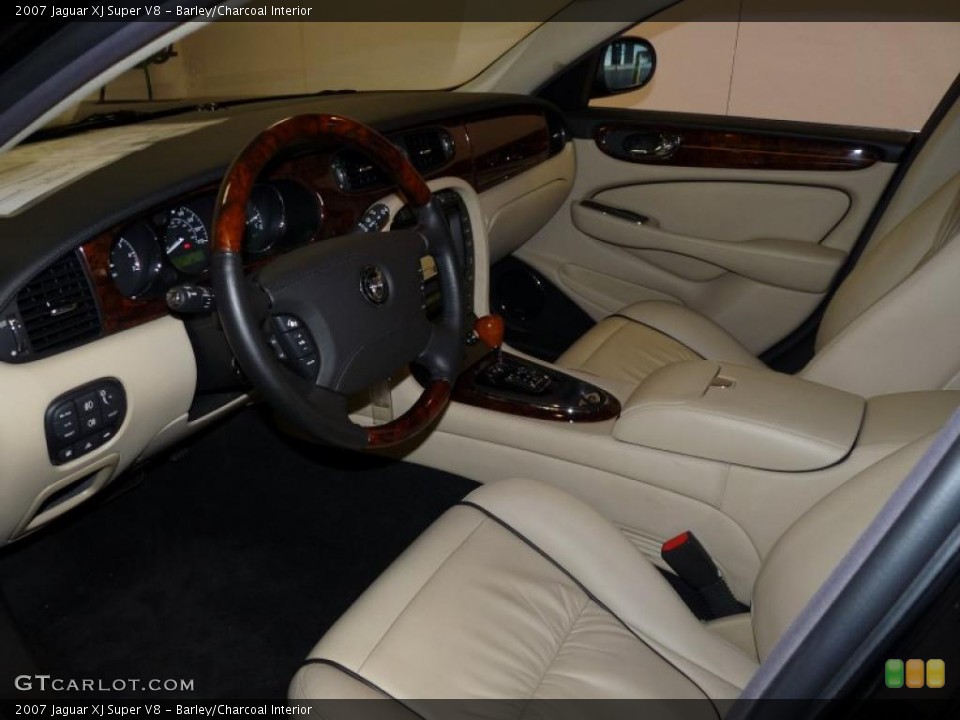 Barley/Charcoal Interior Photo for the 2007 Jaguar XJ Super V8 #38470466