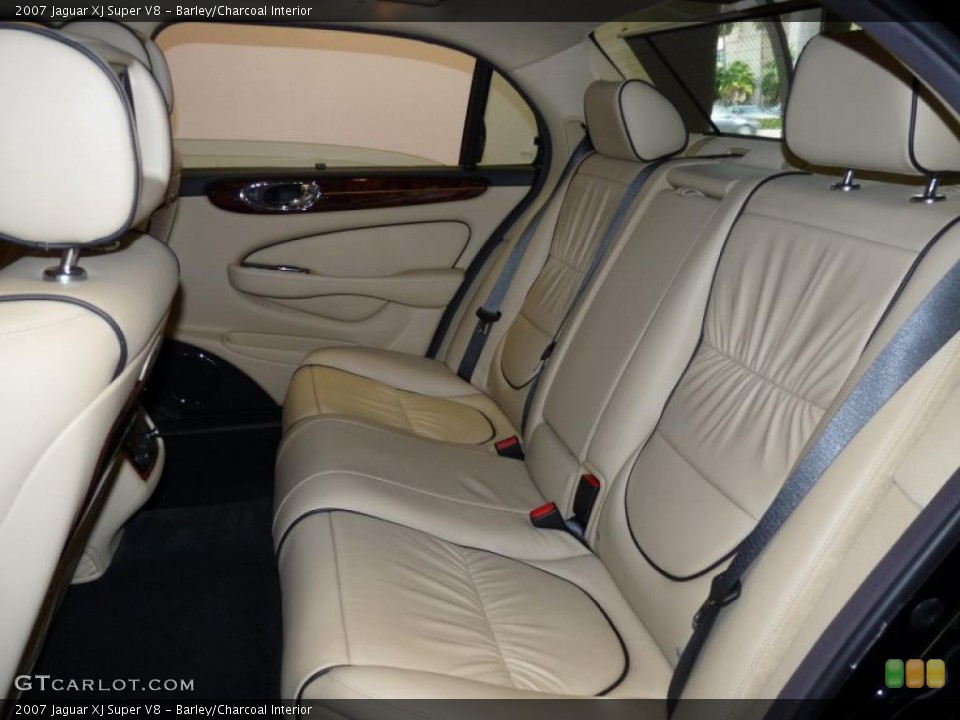Barley/Charcoal Interior Photo for the 2007 Jaguar XJ Super V8 #38470529