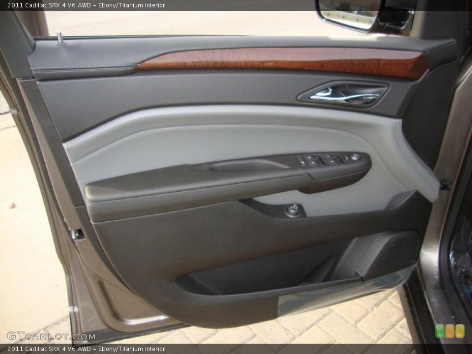 Ebony/Titanium Interior Door Panel for the 2011 Cadillac SRX 4 V6 AWD #38471573