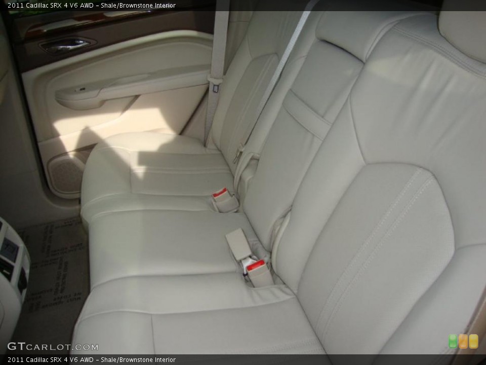 Shale/Brownstone Interior Photo for the 2011 Cadillac SRX 4 V6 AWD #38472053