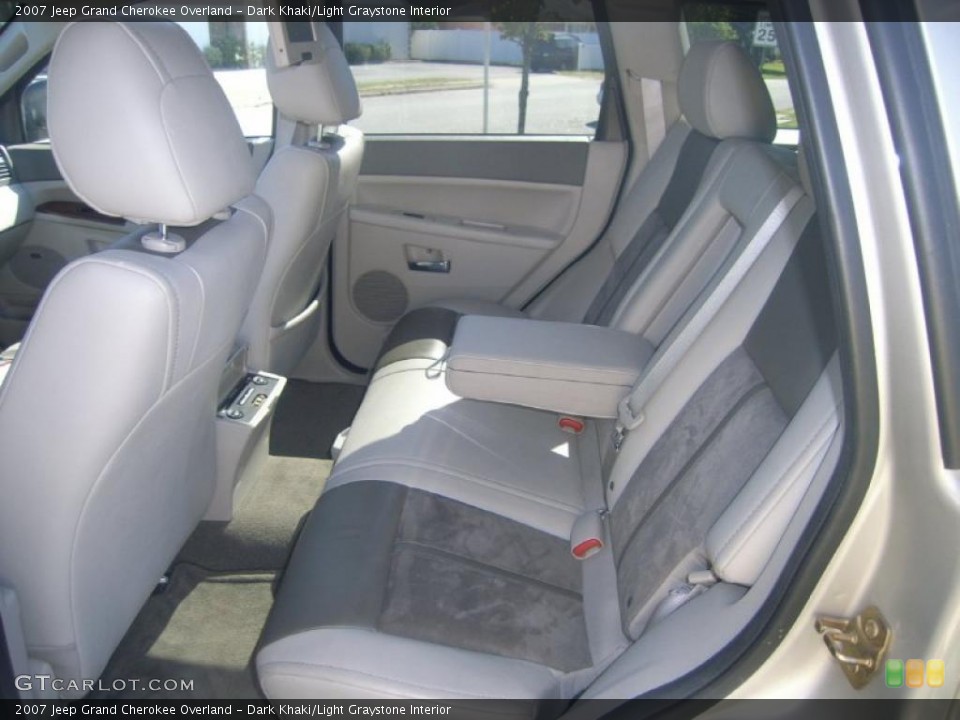 Dark Khaki/Light Graystone Interior Photo for the 2007 Jeep Grand Cherokee Overland #38475951