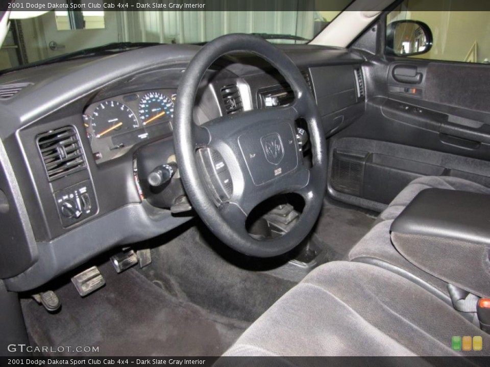 Dark Slate Gray Interior Dashboard for the 2001 Dodge Dakota Sport Club Cab 4x4 #38478115