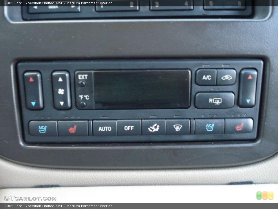 Medium Parchment Interior Controls for the 2005 Ford Expedition Limited 4x4 #38487983