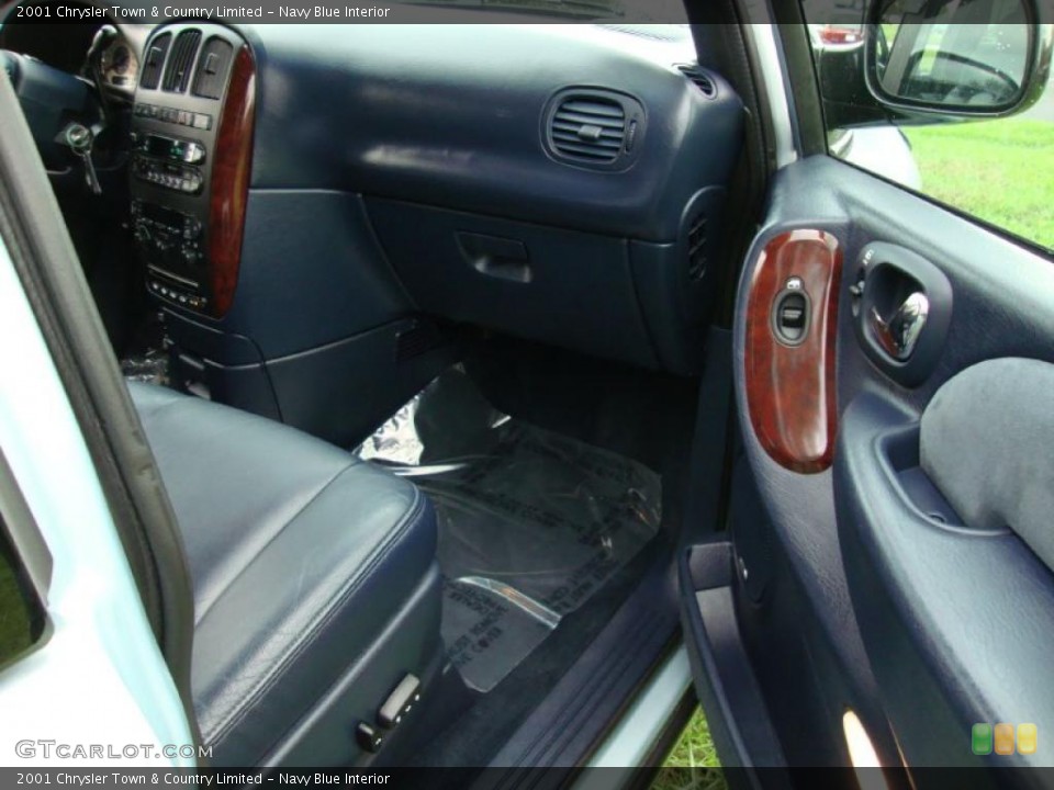 Navy Blue Interior Photo for the 2001 Chrysler Town & Country Limited #38491663