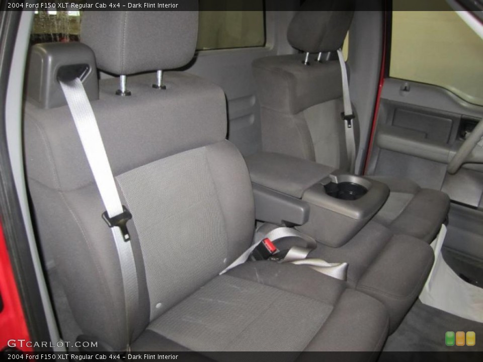 Dark Flint Interior Photo for the 2004 Ford F150 XLT Regular Cab 4x4 #38492975