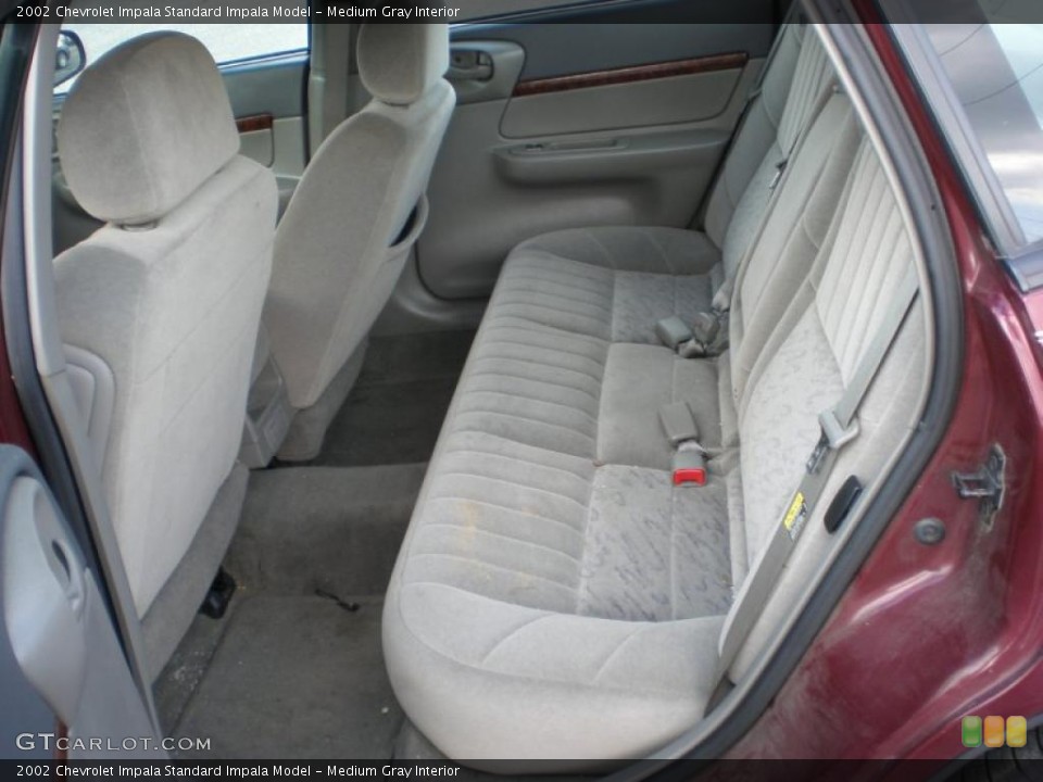 Medium Gray Interior Photo for the 2002 Chevrolet Impala  #38493499
