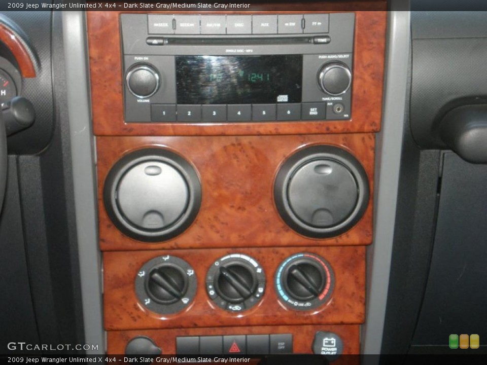 Dark Slate Gray/Medium Slate Gray Interior Controls for the 2009 Jeep Wrangler Unlimited X 4x4 #38493791