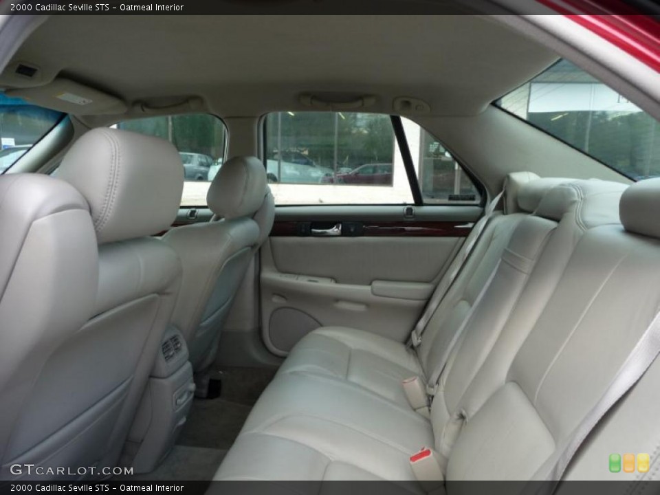 Oatmeal Interior Photo for the 2000 Cadillac Seville STS #38498215