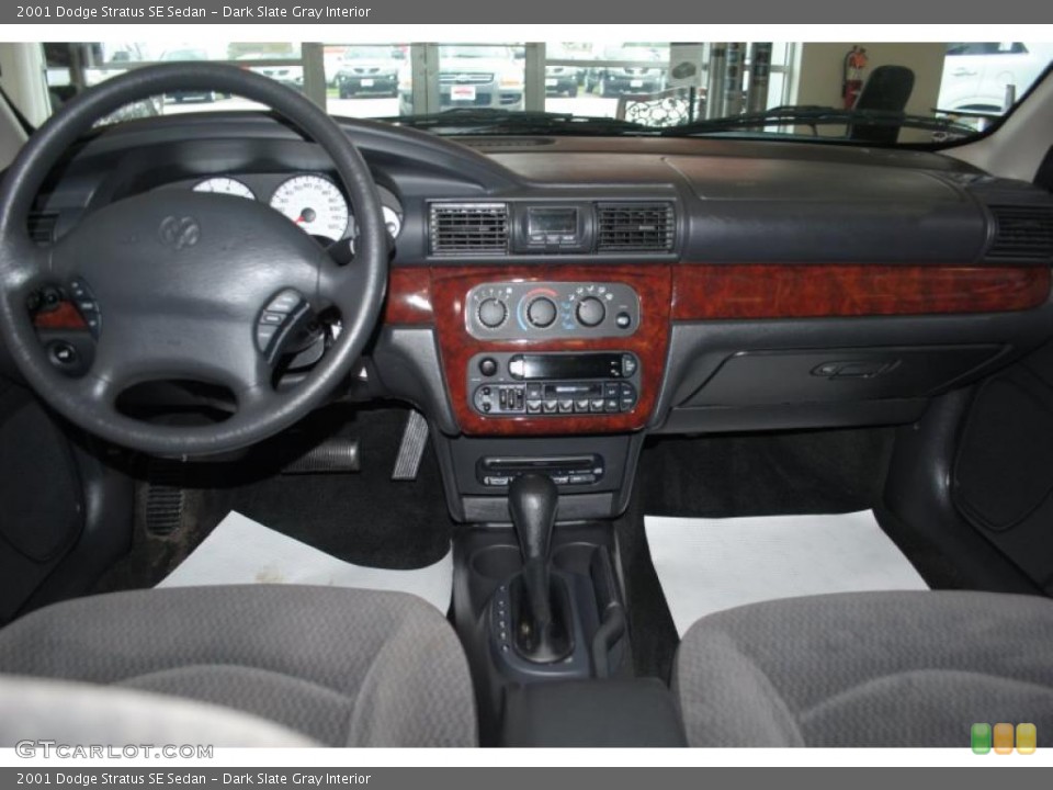 Dark Slate Gray Interior Dashboard for the 2001 Dodge Stratus SE Sedan #38504303