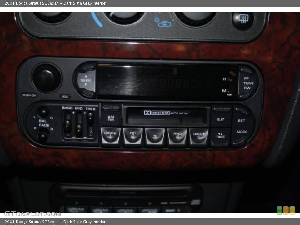 Dark Slate Gray Interior Controls for the 2001 Dodge Stratus SE Sedan #38504711