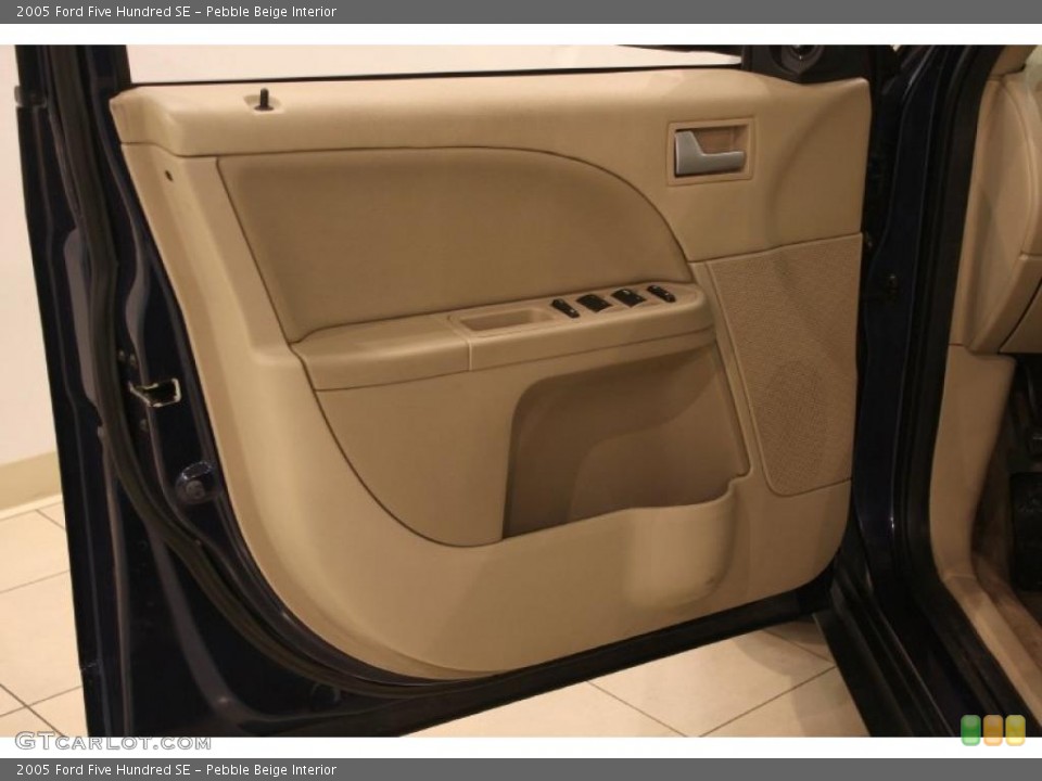 Pebble Beige Interior Door Panel for the 2005 Ford Five Hundred SE #38507591