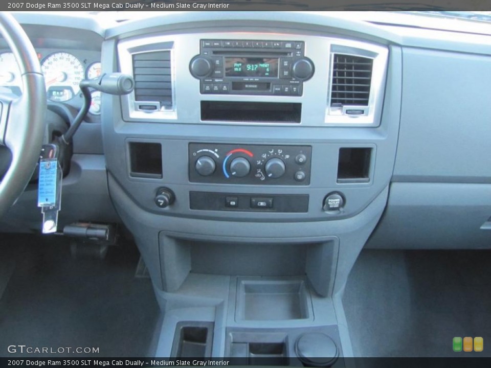 Medium Slate Gray Interior Controls for the 2007 Dodge Ram 3500 SLT Mega Cab Dually #38520763