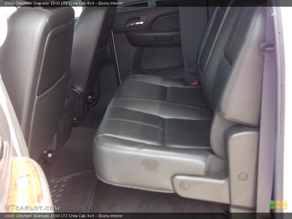 Ebony Interior Photo for the 2009 Chevrolet Silverado 1500 LTZ Crew Cab 4x4 #38533031