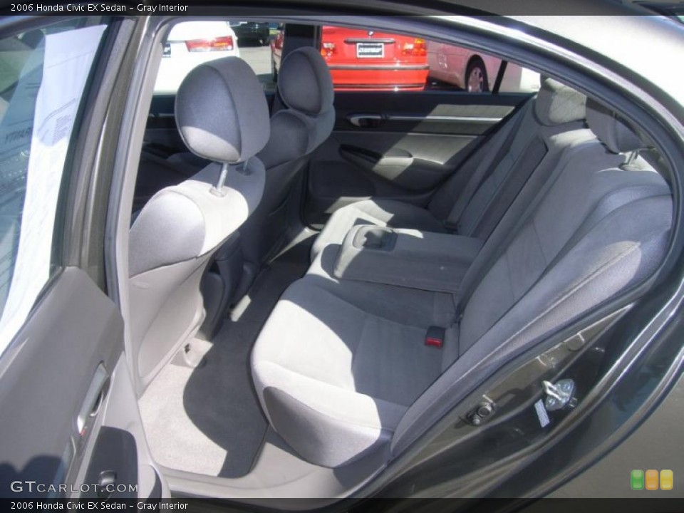 Gray Interior Photo for the 2006 Honda Civic EX Sedan #38536795