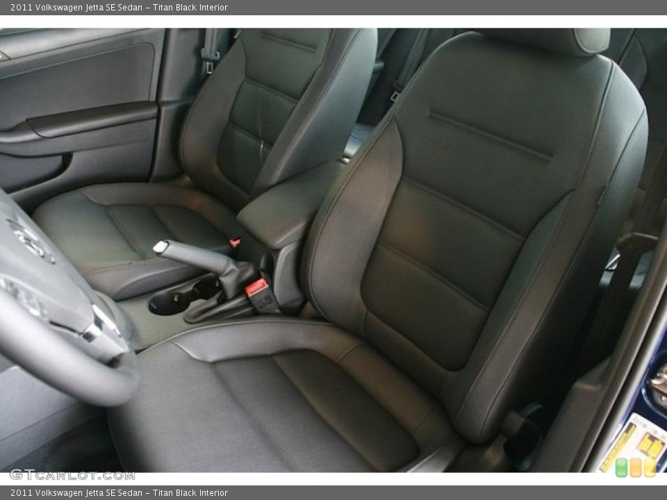 Titan Black Interior Photo for the 2011 Volkswagen Jetta SE Sedan #38543443