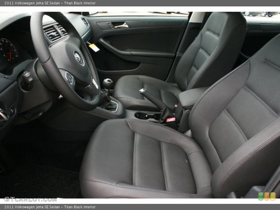 Titan Black Interior Photo for the 2011 Volkswagen Jetta SE Sedan #38543547