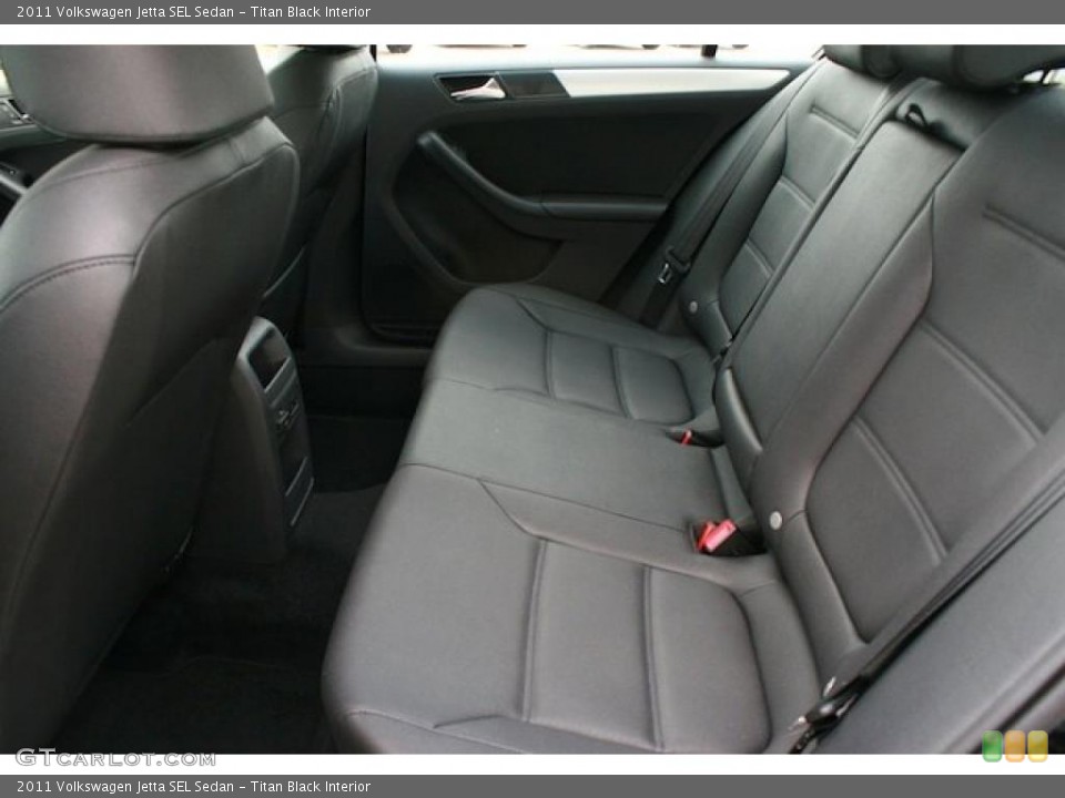 Titan Black Interior Photo for the 2011 Volkswagen Jetta SEL Sedan #38544243