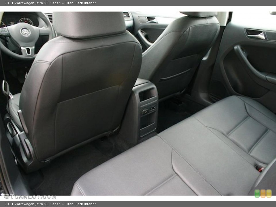 Titan Black Interior Photo for the 2011 Volkswagen Jetta SEL Sedan #38544355