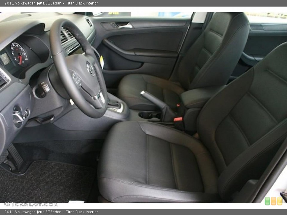 Titan Black Interior Photo for the 2011 Volkswagen Jetta SE Sedan #38544443
