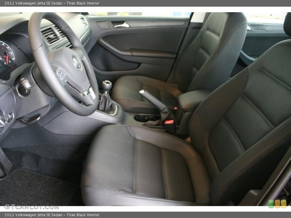 Titan Black Interior Photo for the 2011 Volkswagen Jetta SE Sedan #38544623