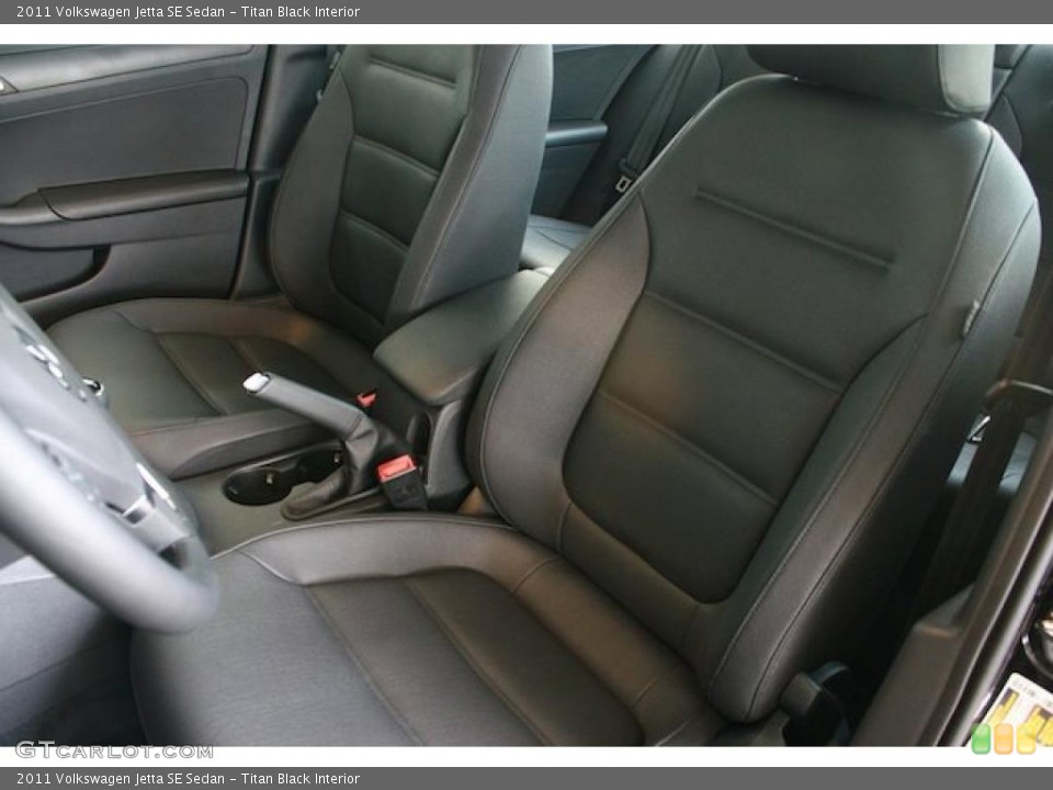 Titan Black Interior Photo for the 2011 Volkswagen Jetta SE Sedan #38544735