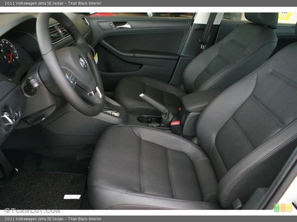 Titan Black Interior Photo for the 2011 Volkswagen Jetta SE Sedan #38545043